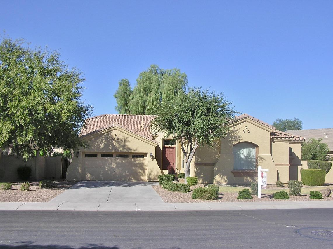 1332 E Clark Dr., Gilbert, AZ 85297