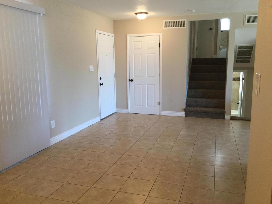 2534 N 47th Ln., Phoenix, AZ 85035