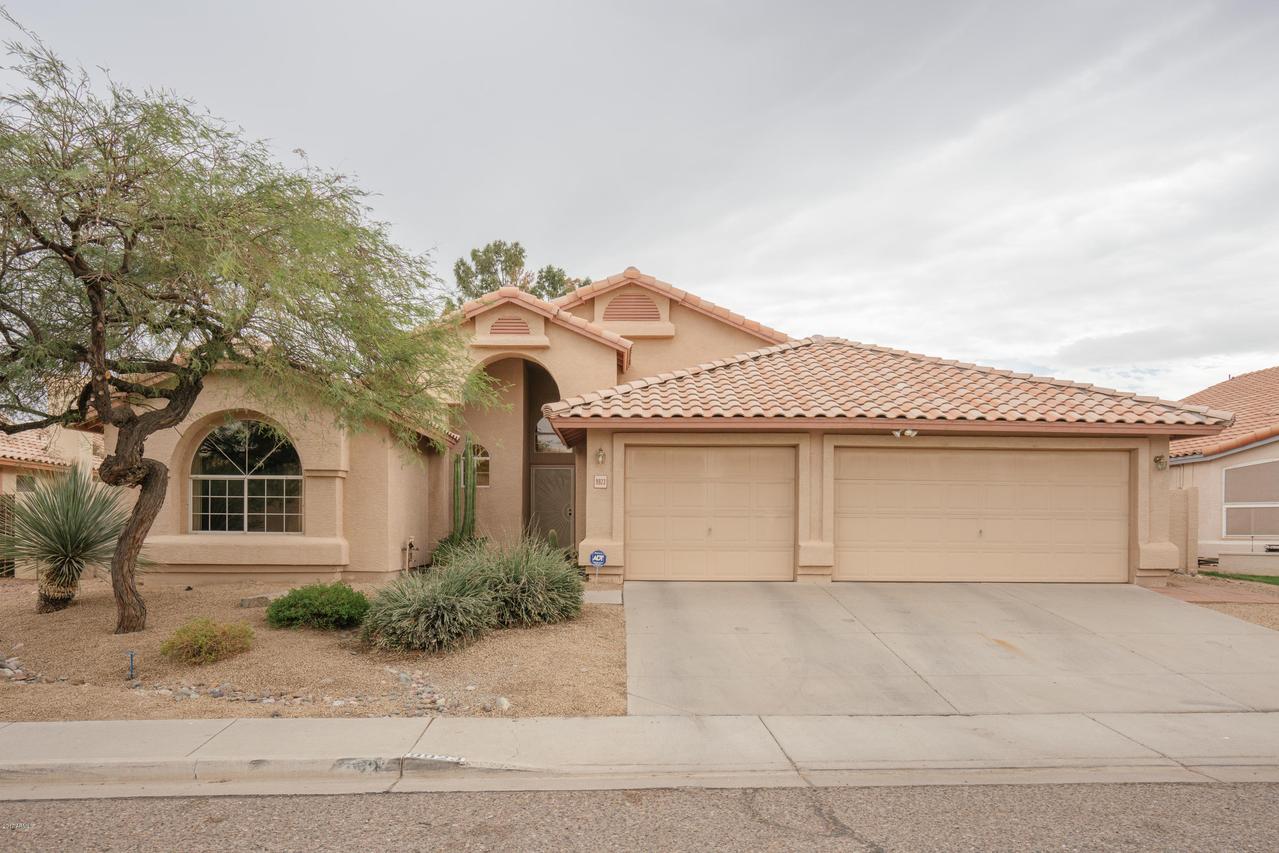 9923 N 58th Dr., Glendale, AZ 85302
