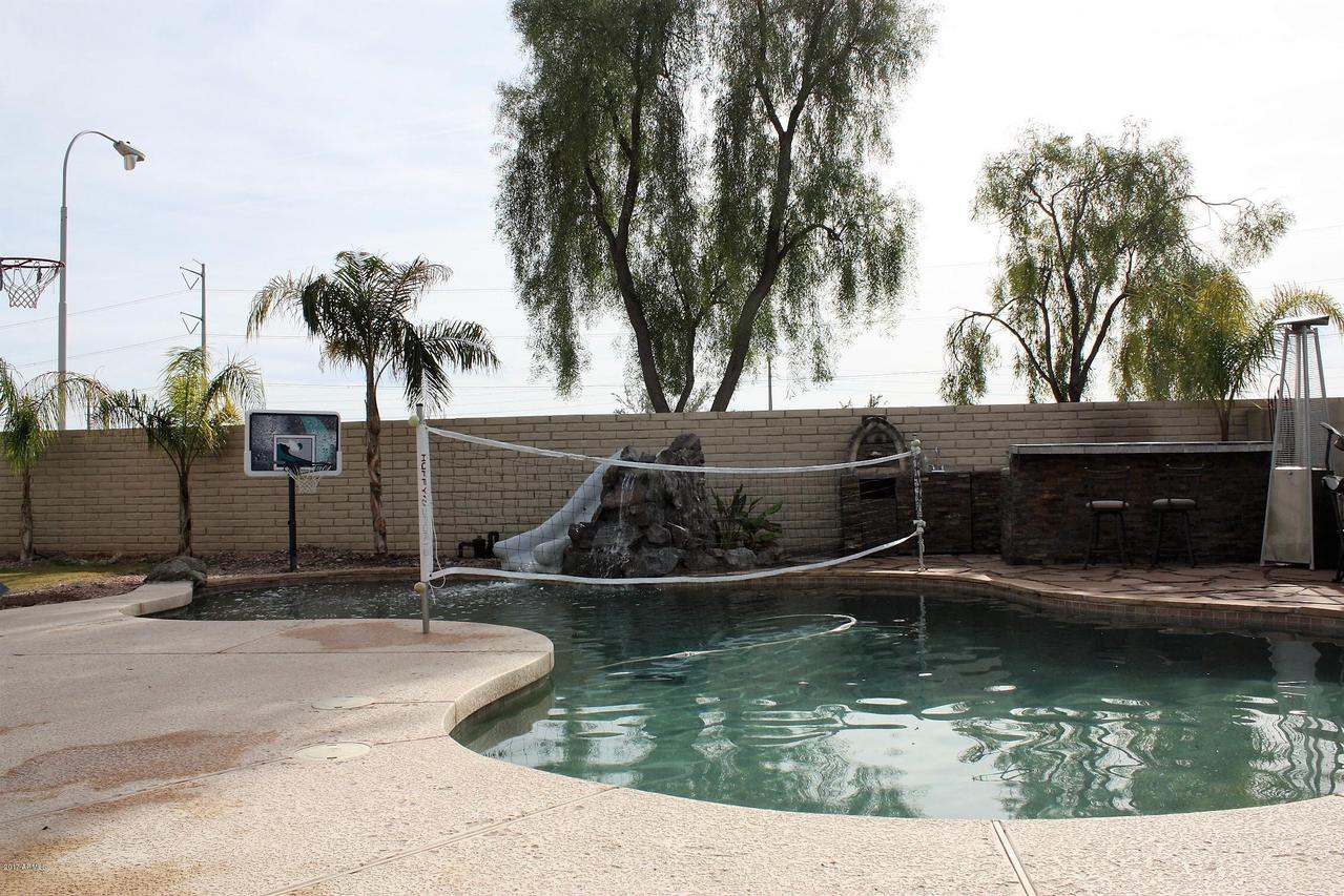 1305 W Windsong Dr., Phoenix, AZ 85045