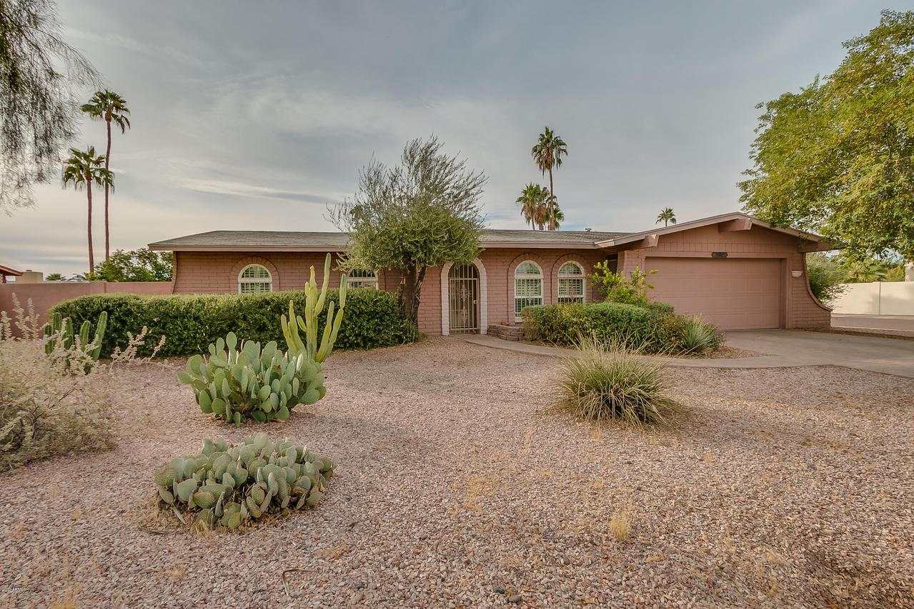 5301 E Winchcomb Dr., Scottsdale, AZ 85254
