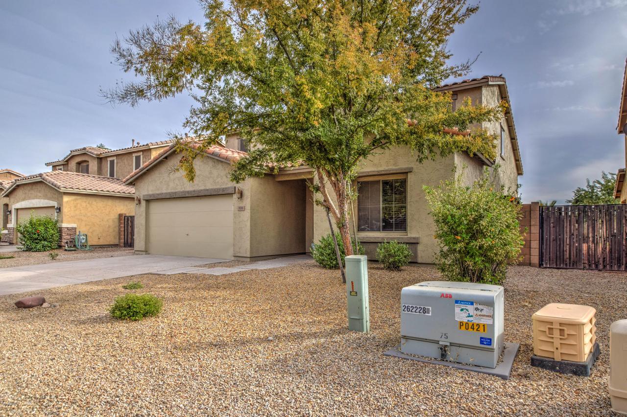 539 E Harold Dr., San Tan Valley, AZ 85140