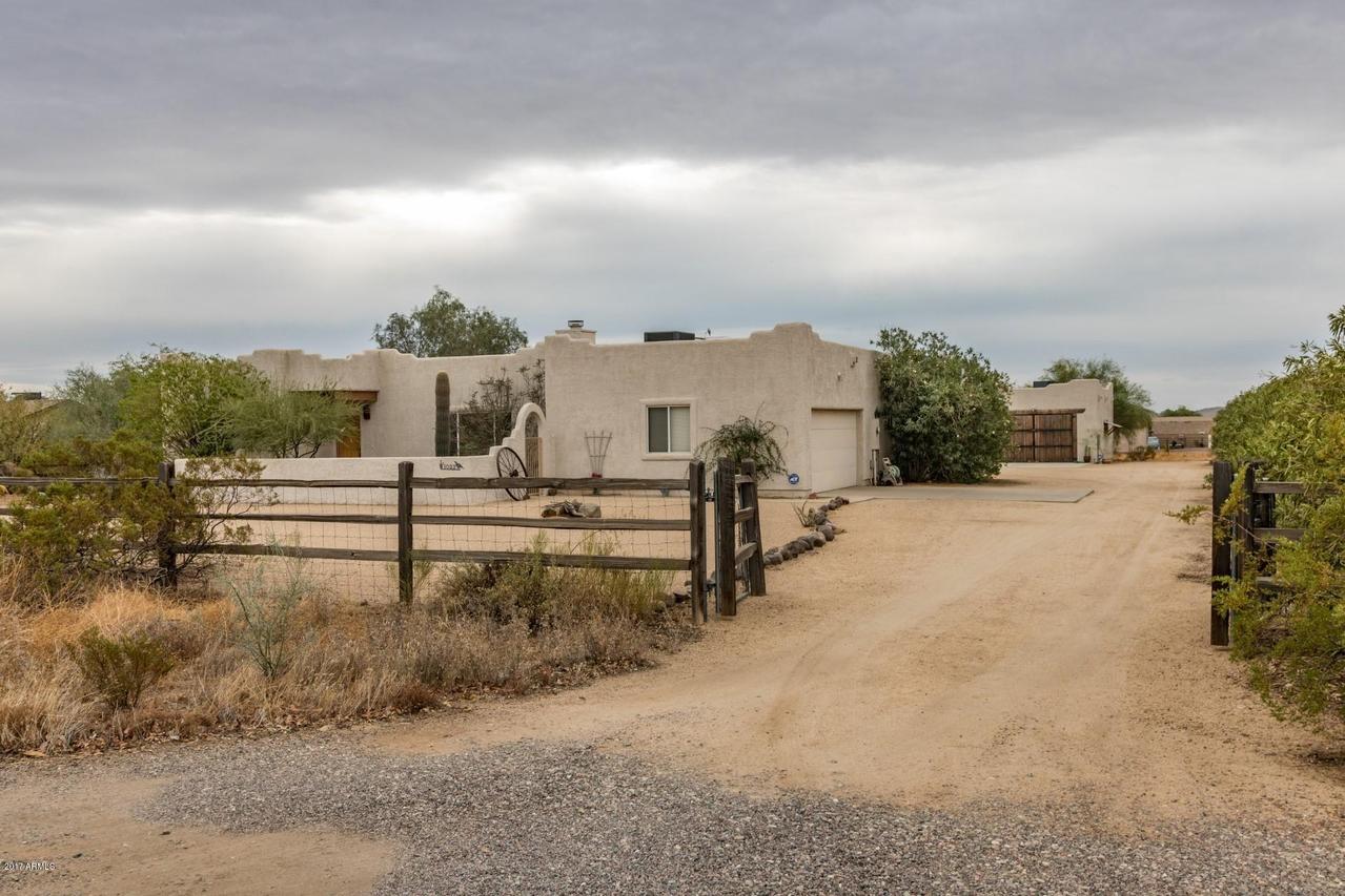 1033 E Irvine Rd., Phoenix, AZ 85086