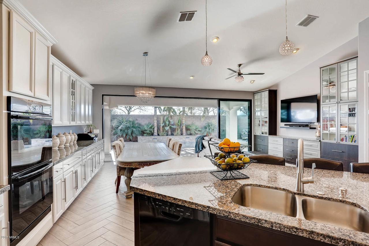 10737 E Hawk Ave., Mesa, AZ 85212