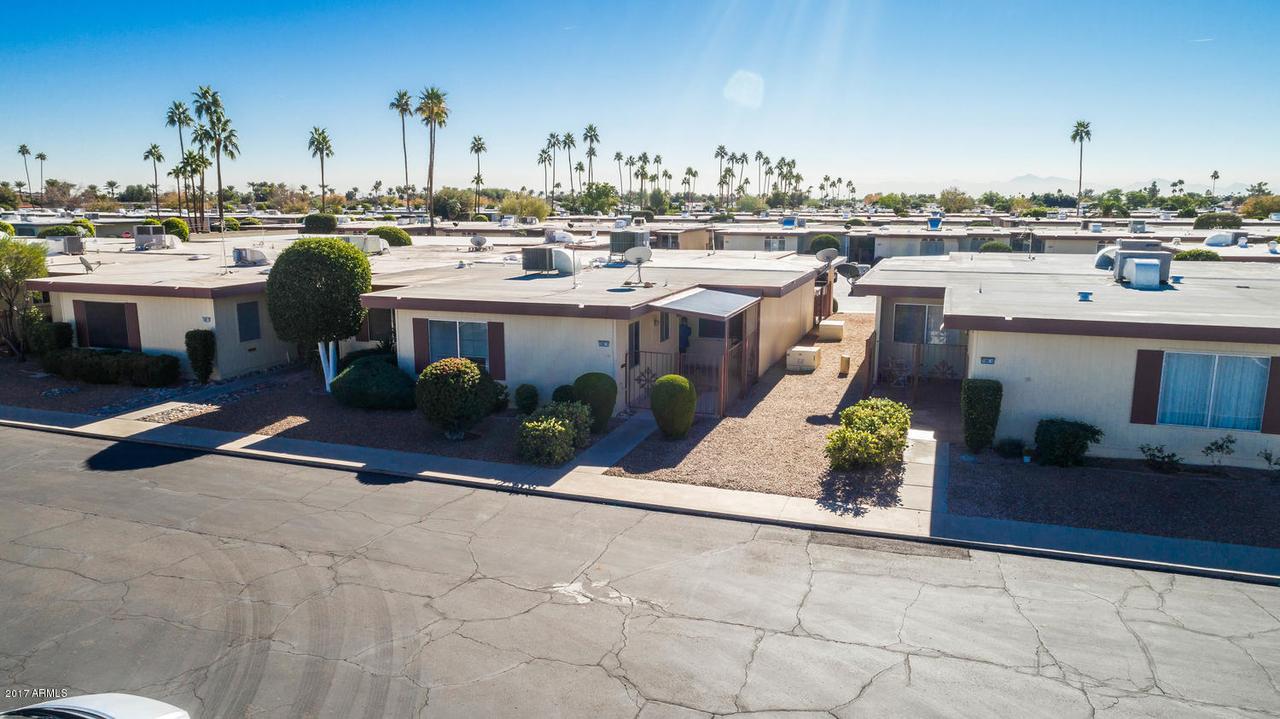 13706 N 98th Ave. #F, Sun City, AZ 85351