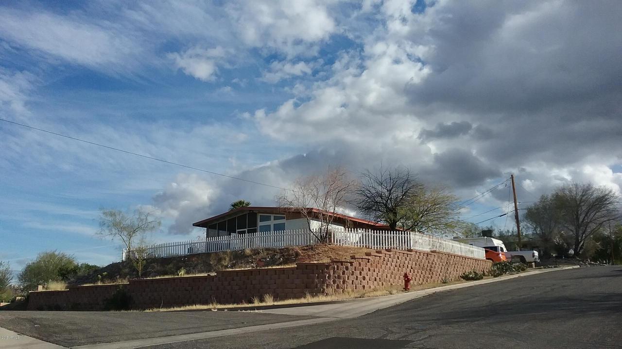 295 N Mariposa Dr., Wickenburg, AZ 85390