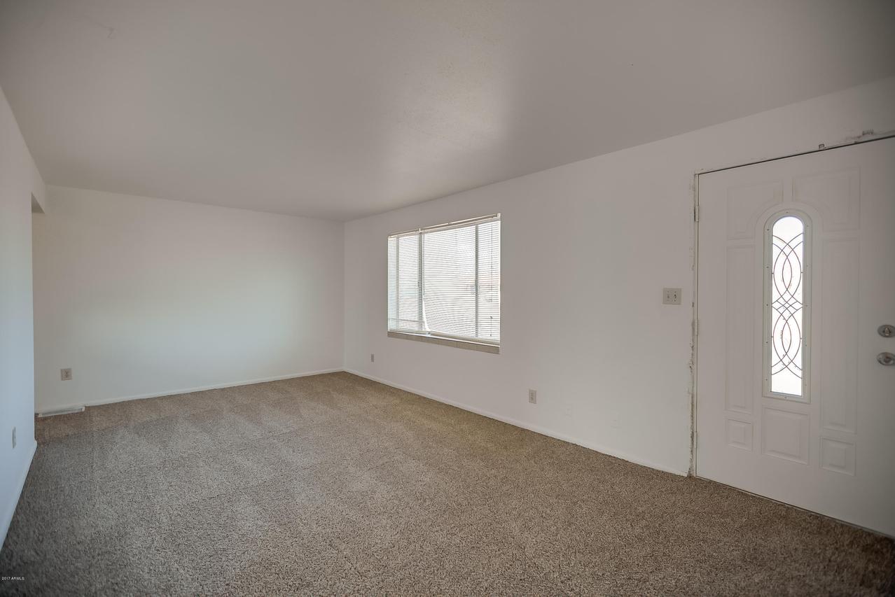 8229 E 4th Ave., Mesa, AZ 85208