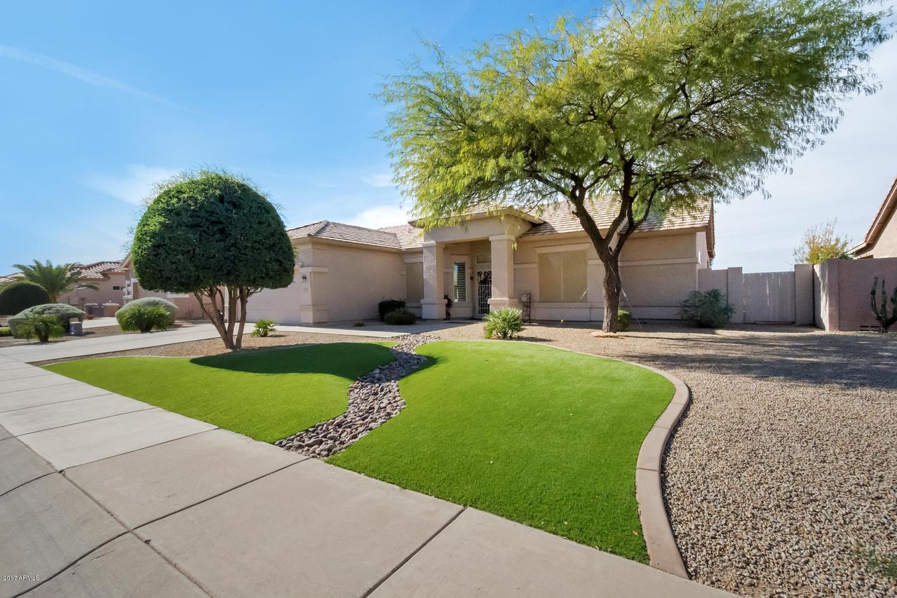 6810 S Callaway Dr., Chandler, AZ 85249