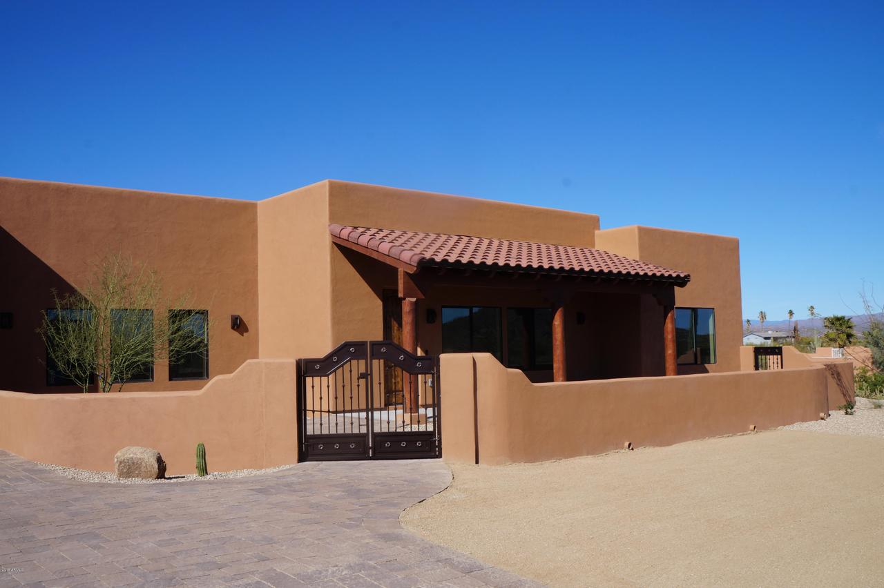 910 W Vista Dr., Wickenburg, AZ 85390