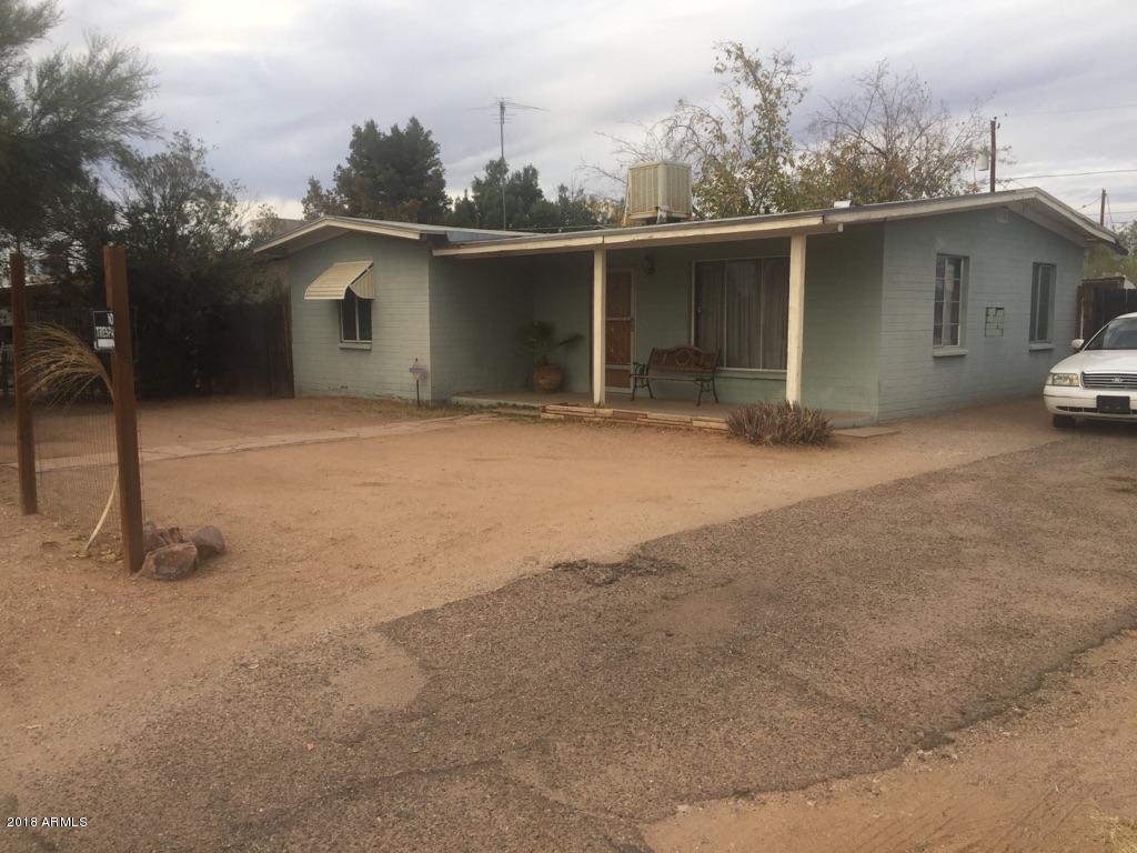 8026 E 2nd Ave., Mesa, AZ 85208