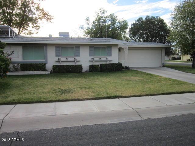10021 W Lakeview Cir., Sun City, AZ 85351