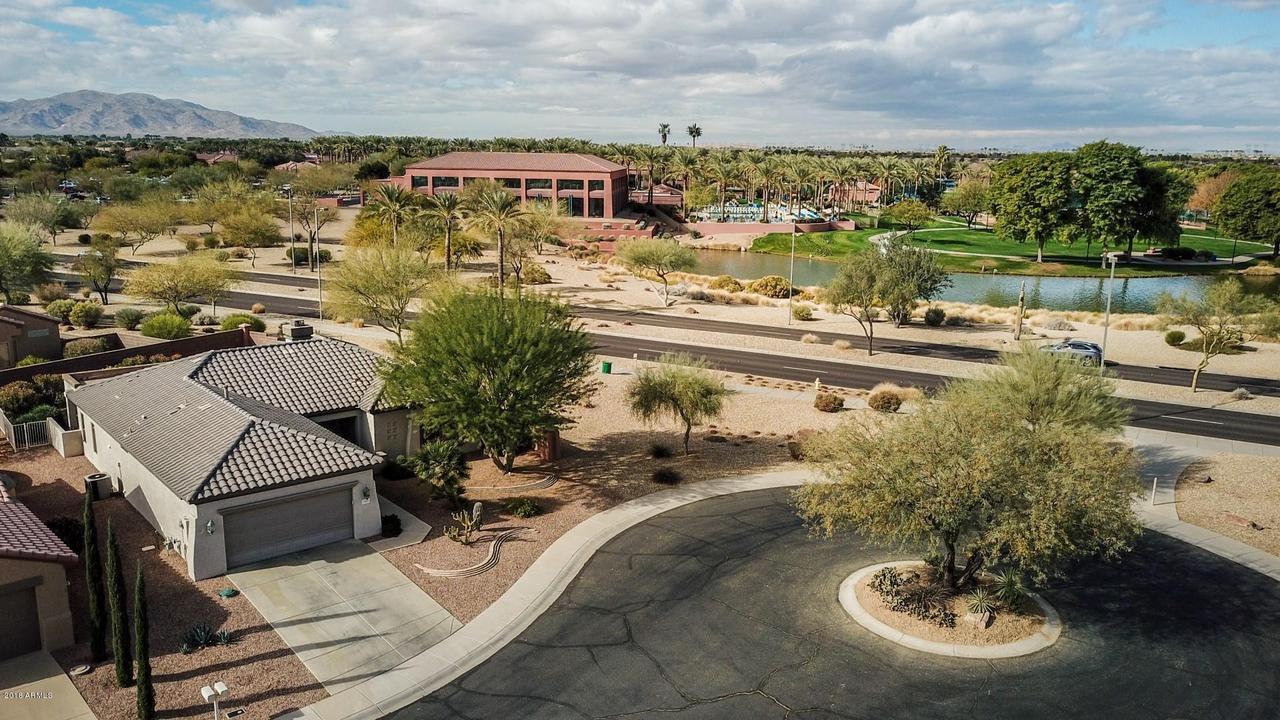 15845 W Bridgewater Way, Surprise, AZ 85374