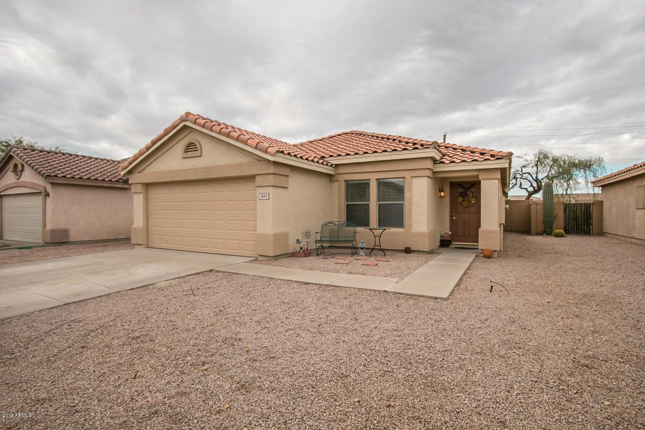 2202 S Lawther Dr., Apache Junction, AZ 85120
