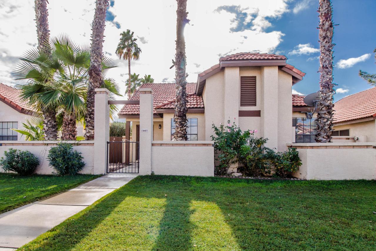 1907 E Velvet Dr., Tempe, AZ 85284