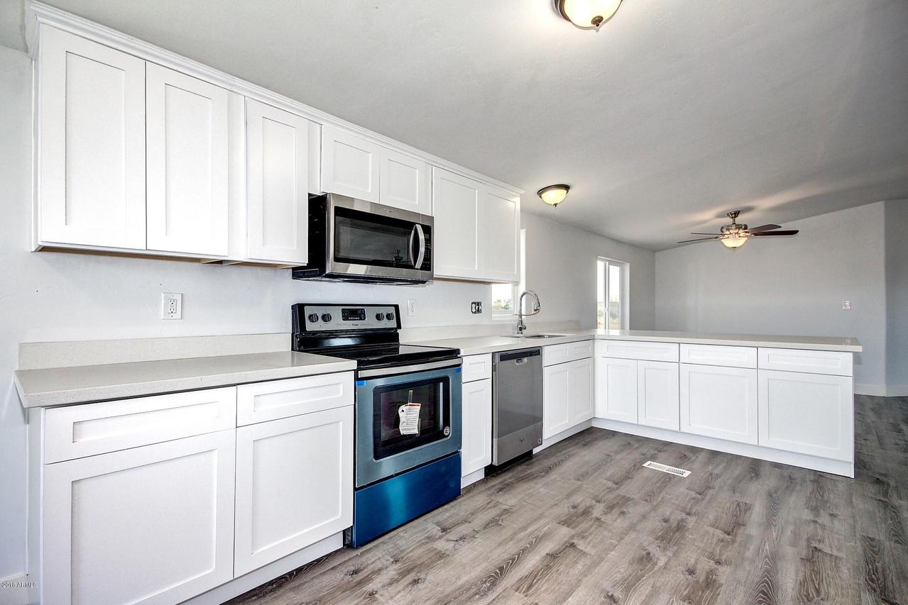 27645 N Denver Hill Dr., Wittmann, AZ 85361