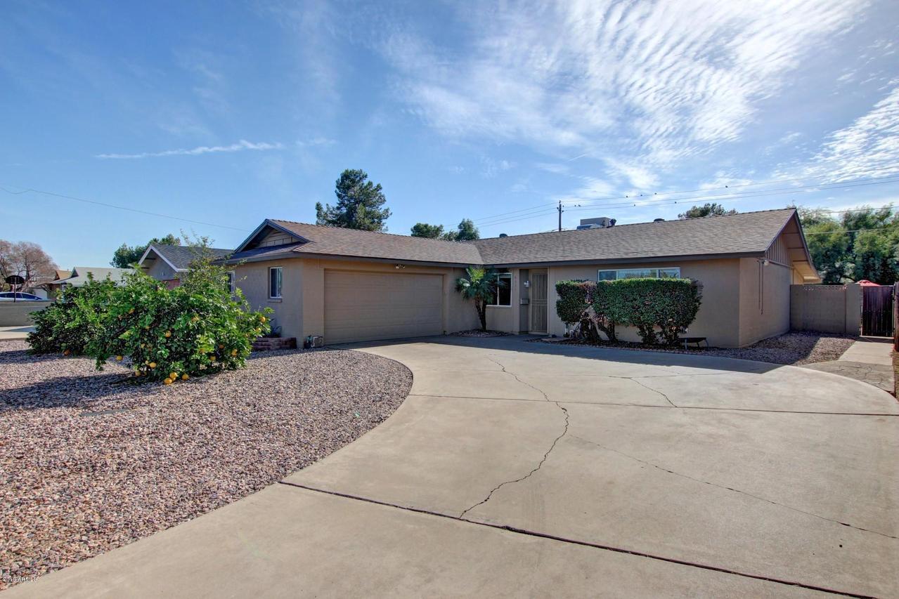8631 E Jackrabbit Rd., Scottsdale, AZ 85250