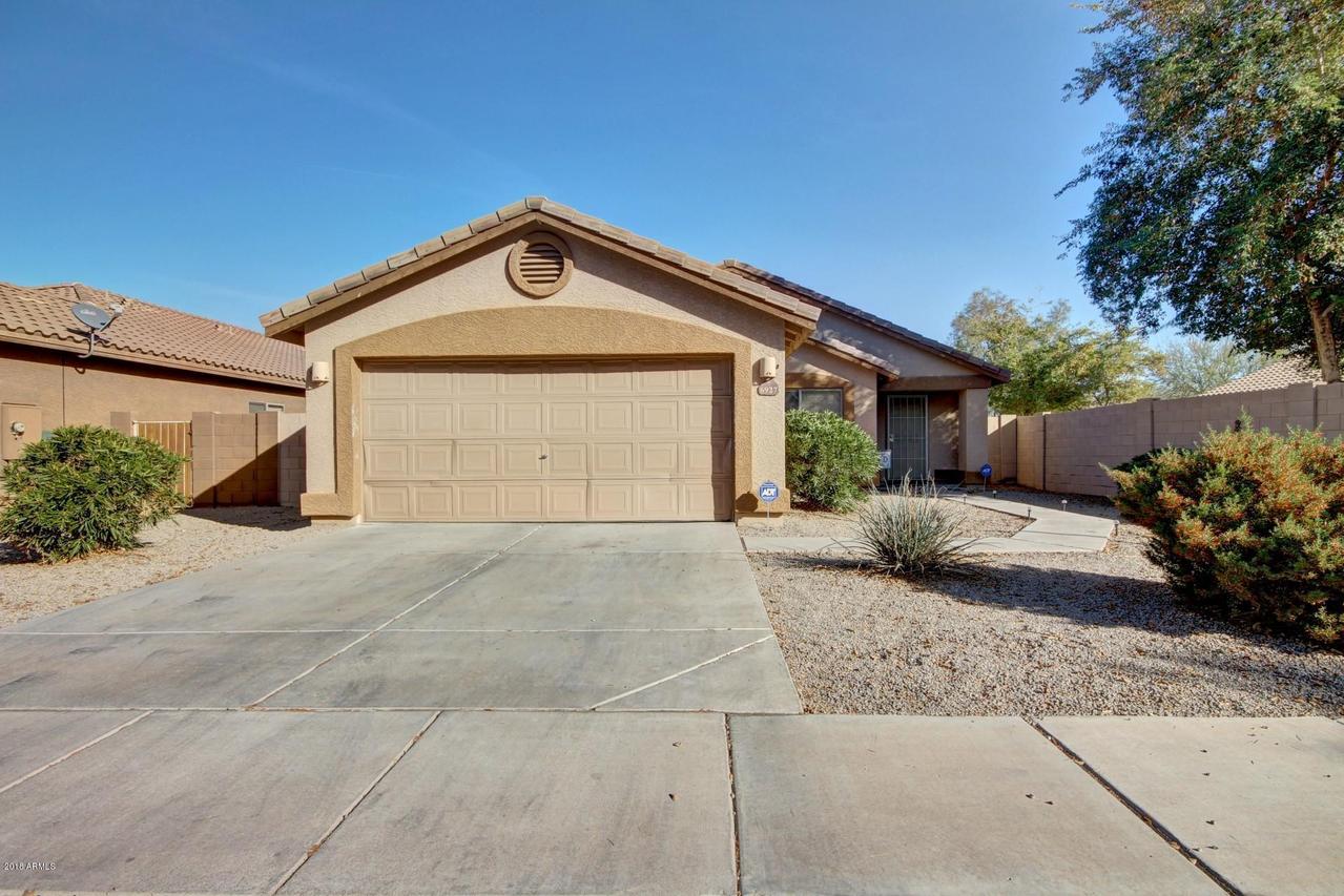6927 S 25th Dr., Phoenix, AZ 85041