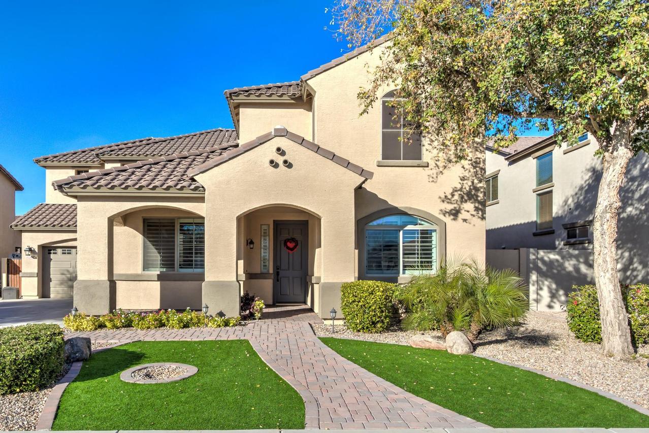 21476 E Bonanza Way, Queen Creek, AZ 85142