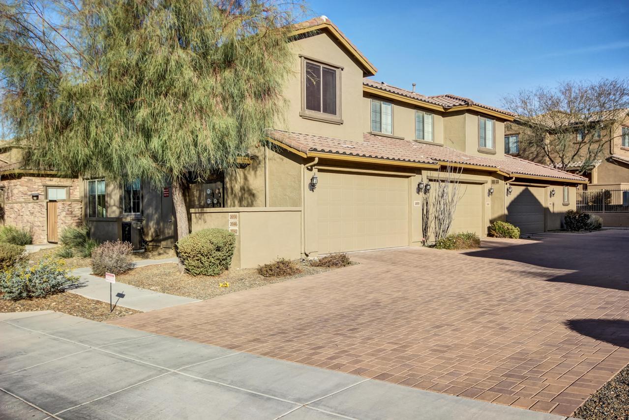 2050 W Mark Ln., Phoenix, AZ 85085