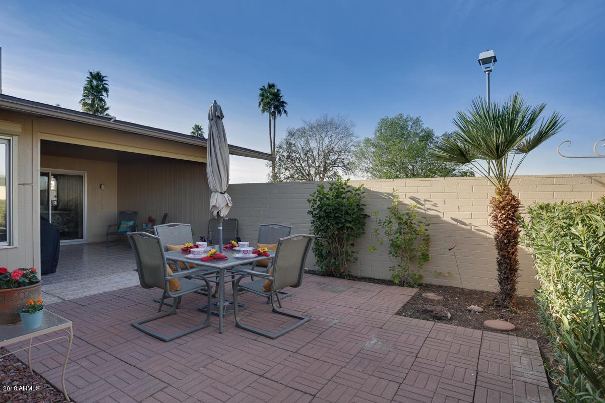 10042 W Ocotillo Dr., Sun City, AZ 85373