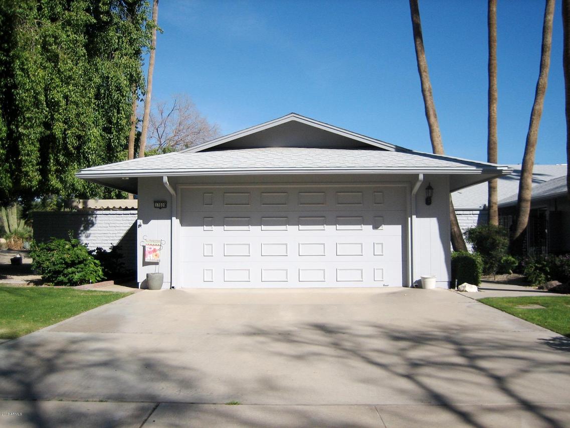 17609 N 105th Ave., Sun City, AZ 85373