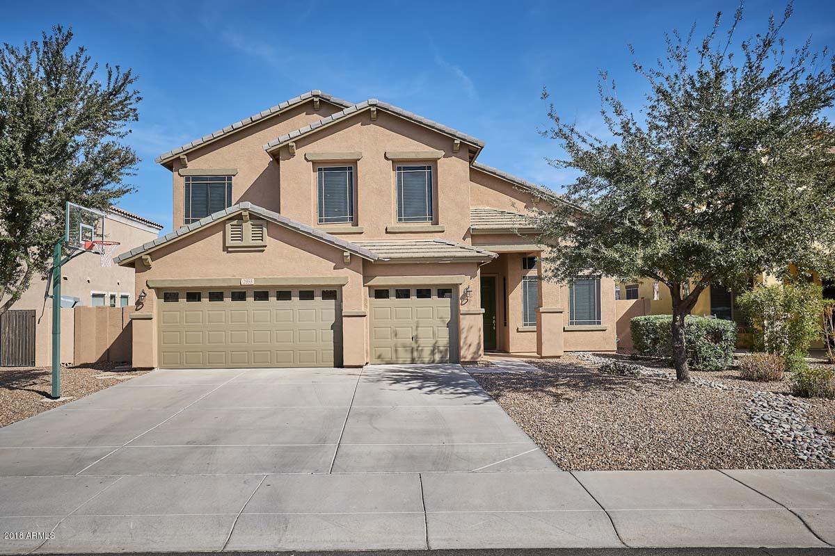 2953 S Sailors Way, Gilbert, AZ 85295