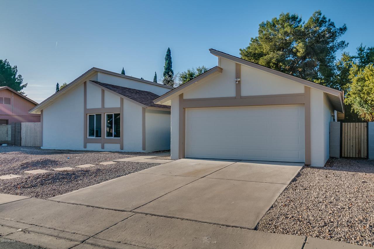 1365 W Laguna Azul Ave., Mesa, AZ 85202