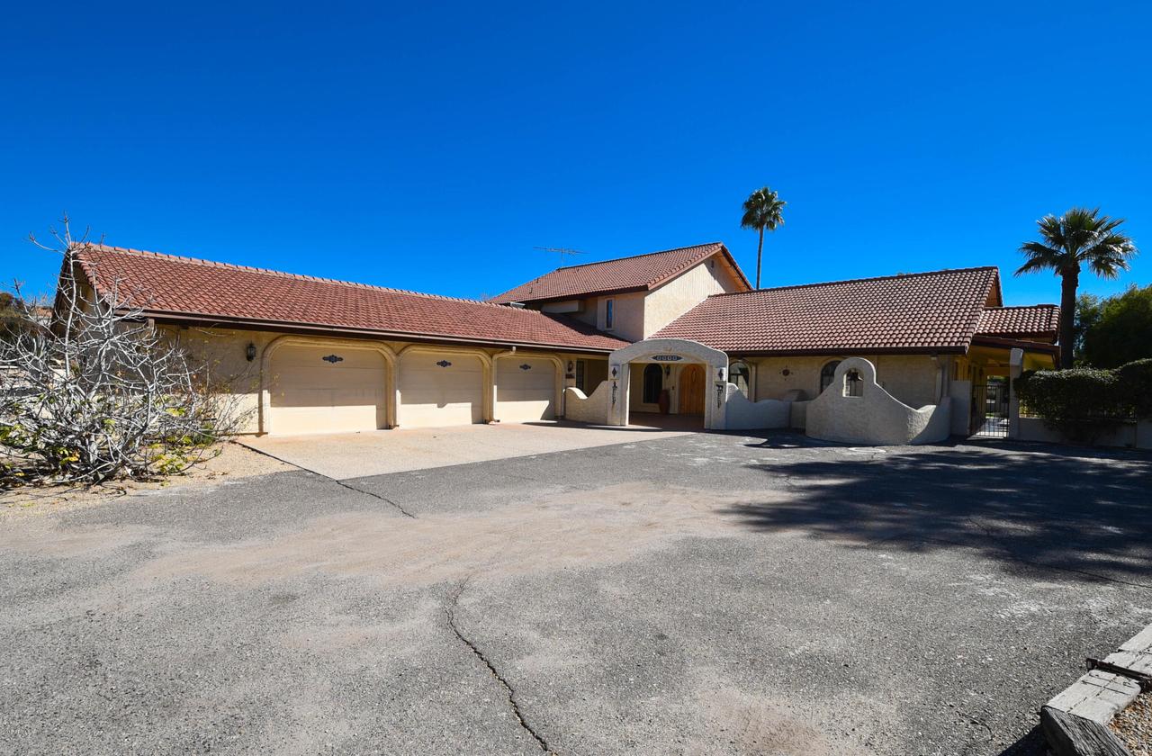 1600 W Yucca Dr., Wickenburg, AZ 85390