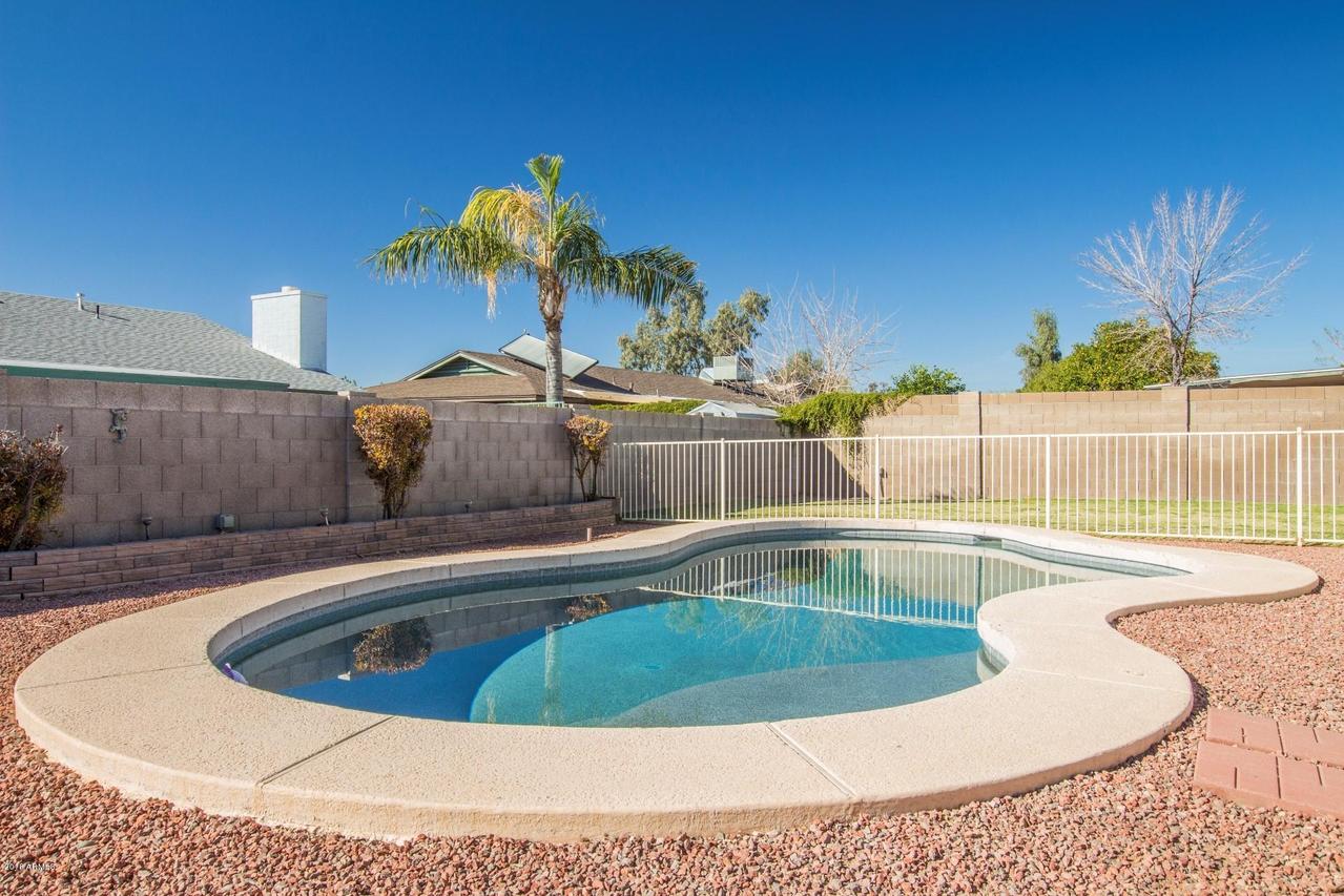 1934 W Kristal Way, Phoenix, AZ 85027