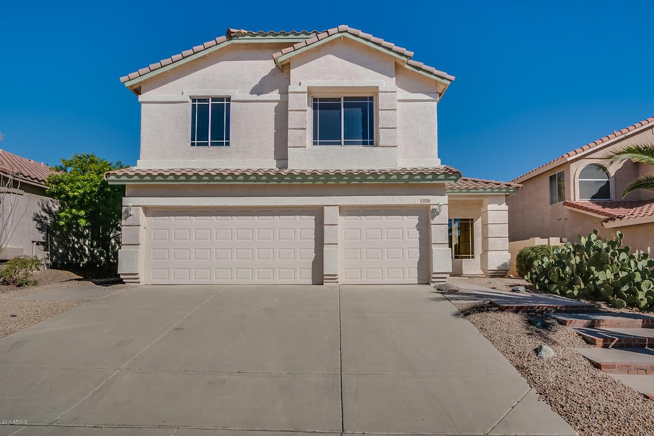 1026 E Hiddenview Dr., Phoenix, AZ 85048