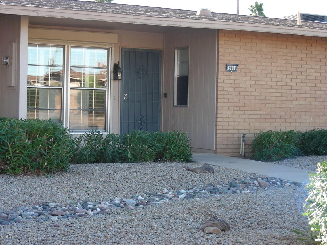 19011 N 134th Dr., Sun City West, AZ 85375