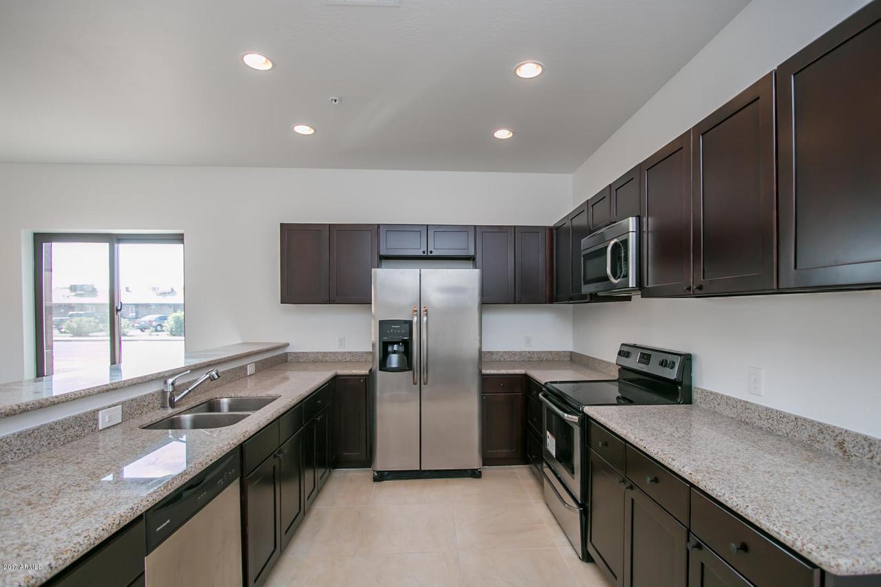 16212 N 30th Pl., Phoenix, AZ 85032