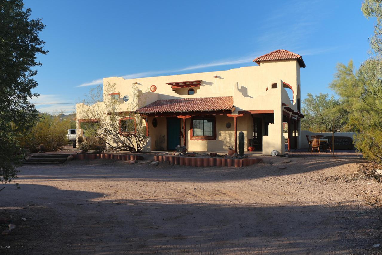 4275 N Apache Dr., Apache Junction, AZ 85220