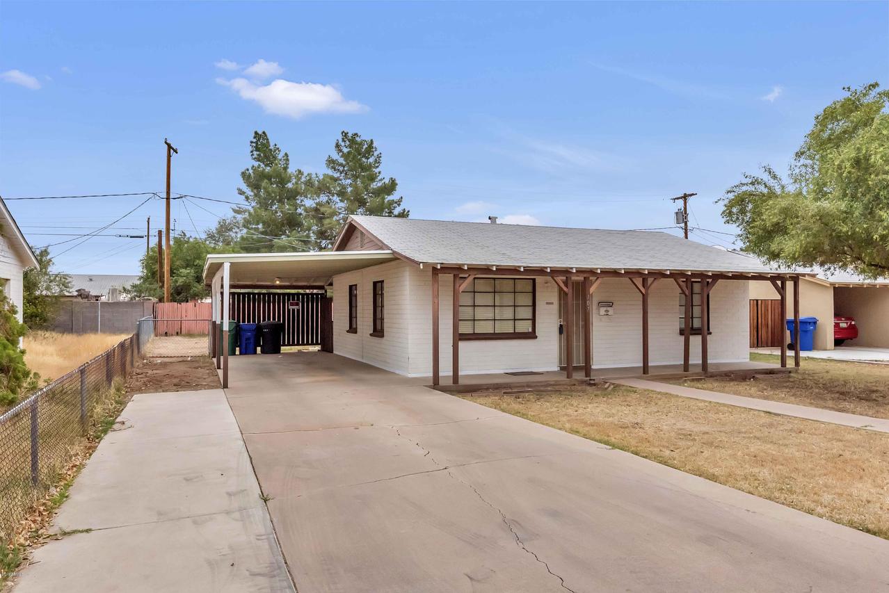 107 N Hunt Dr., Mesa, AZ 85203