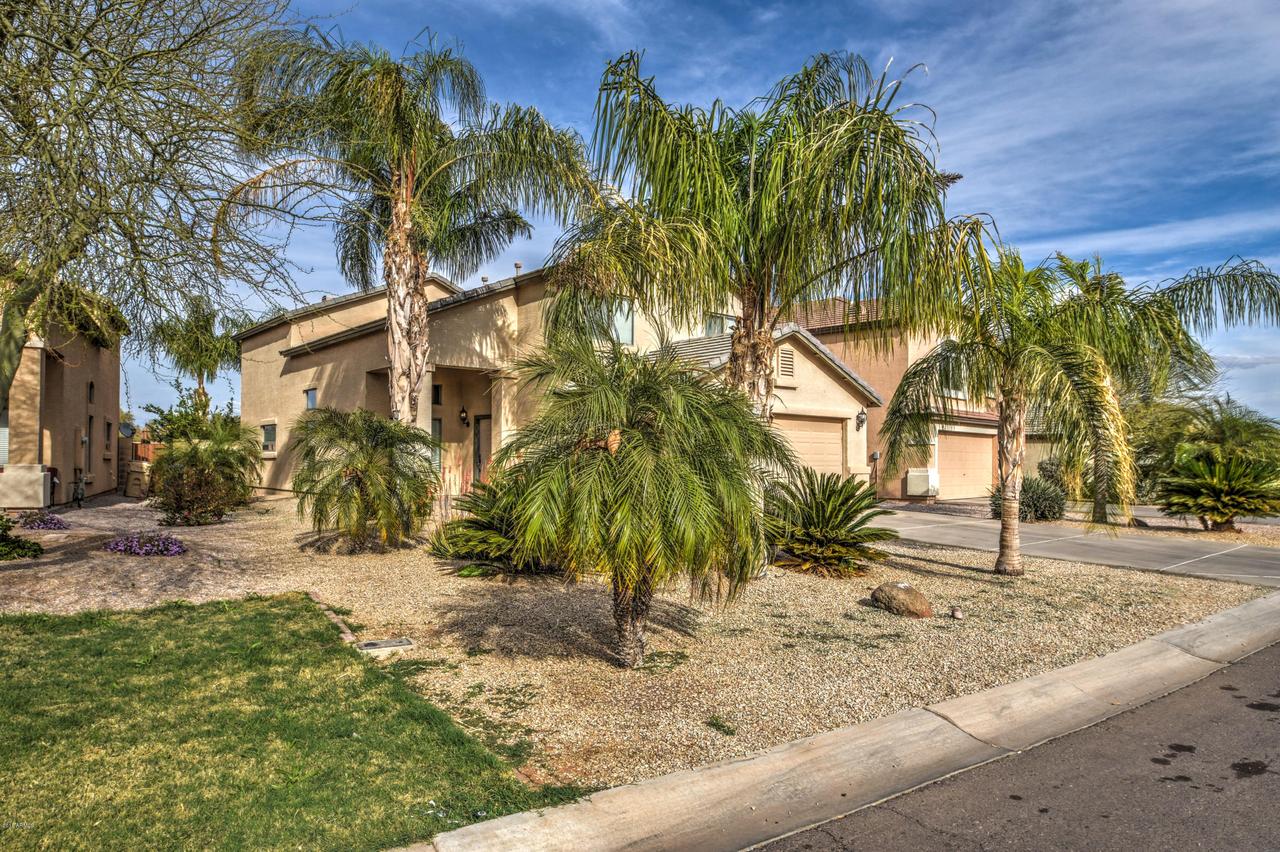 28615 N Dolomite Ln., San Tan Valley, AZ 85143