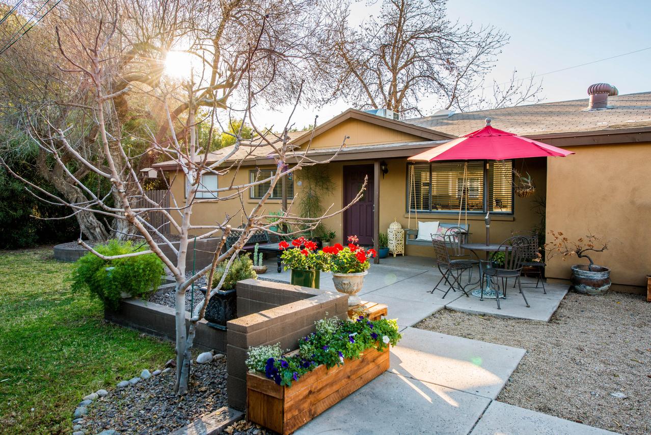 8303 E Highland Ave., Scottsdale, AZ 85251