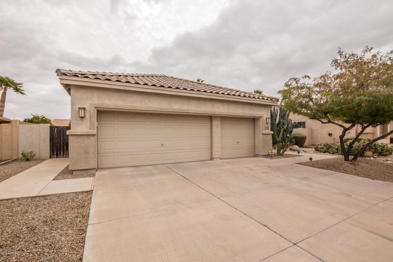 703 W Raven Dr., Chandler, AZ 85286