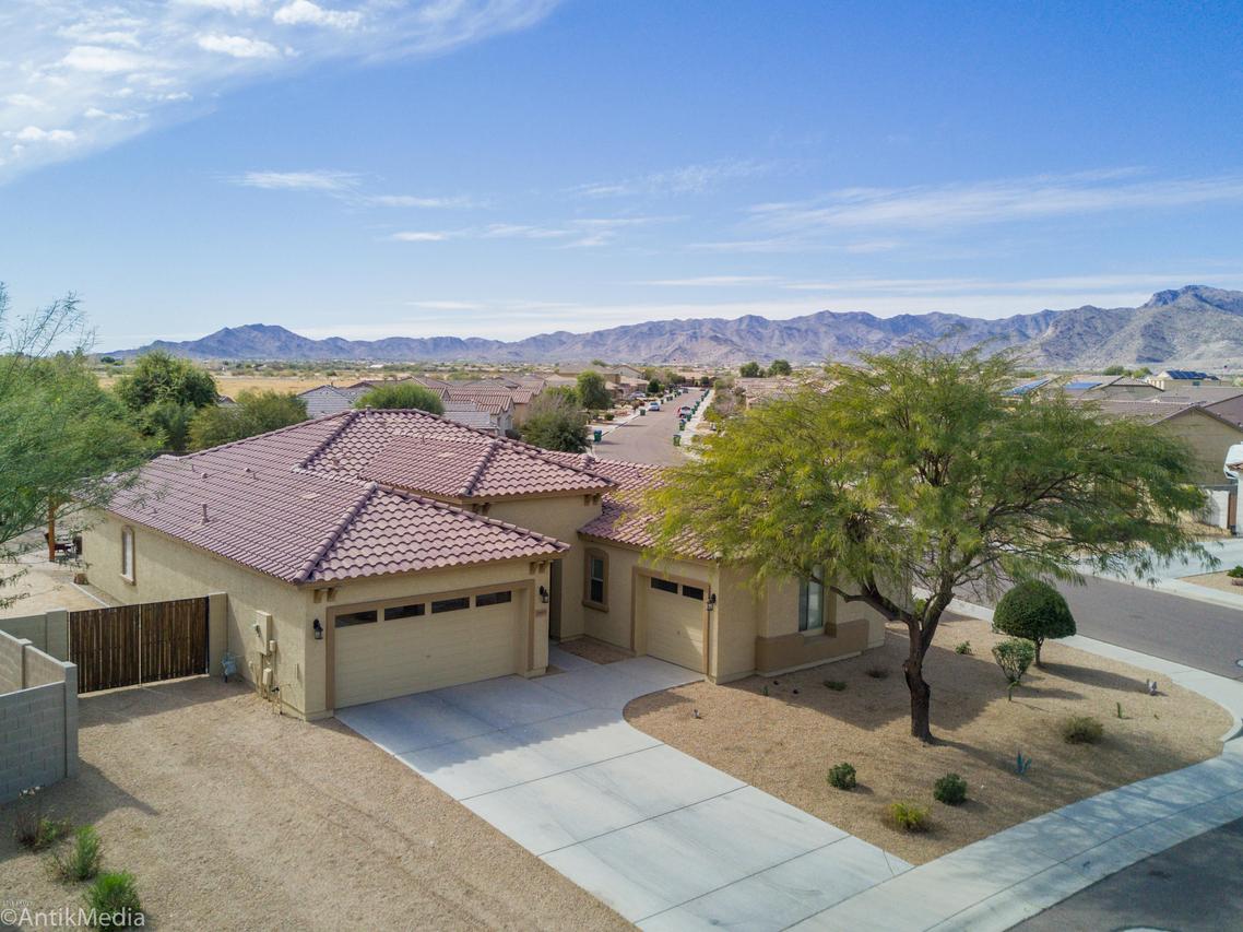 18433 W Colter Ct., Litchfield Park, AZ 85340