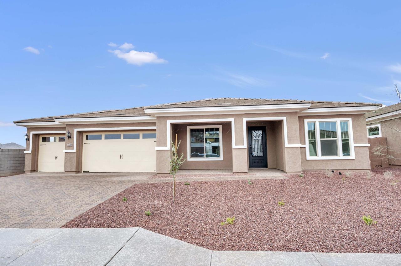 2633 W Moura Dr., Phoenix, AZ 85085