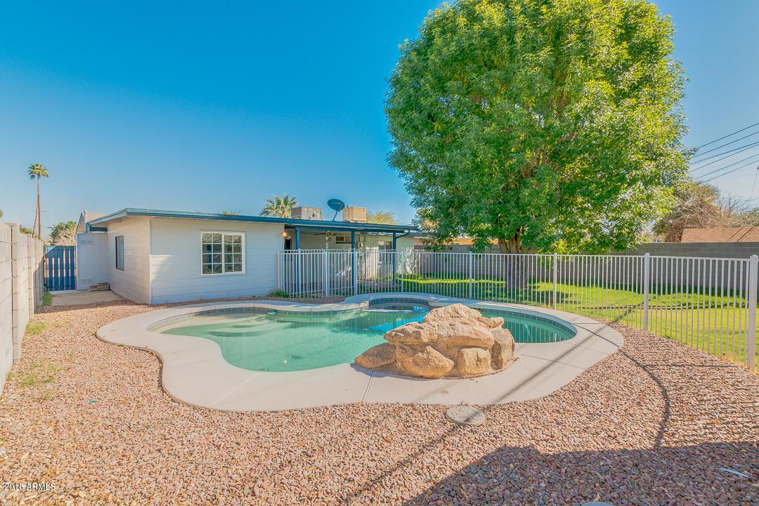 4433 W Morten Ave., Glendale, AZ 85301