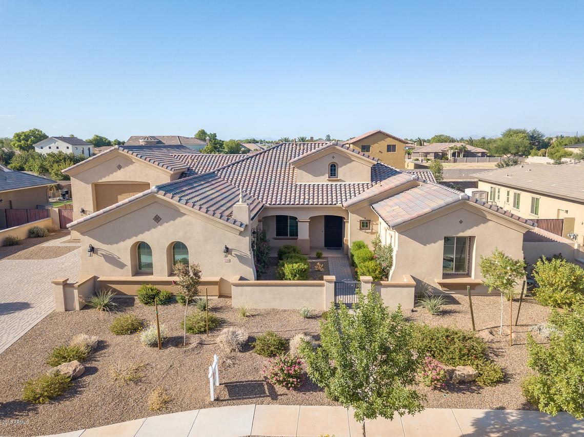 2166 E Aris Dr., Gilbert, AZ 85298