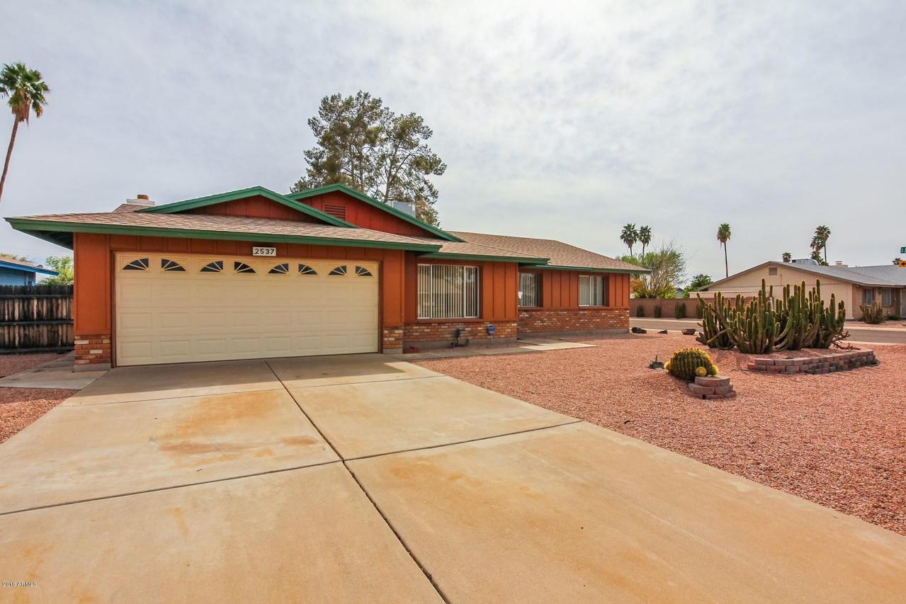 2537 E Riviera Dr., Tempe, AZ 85282