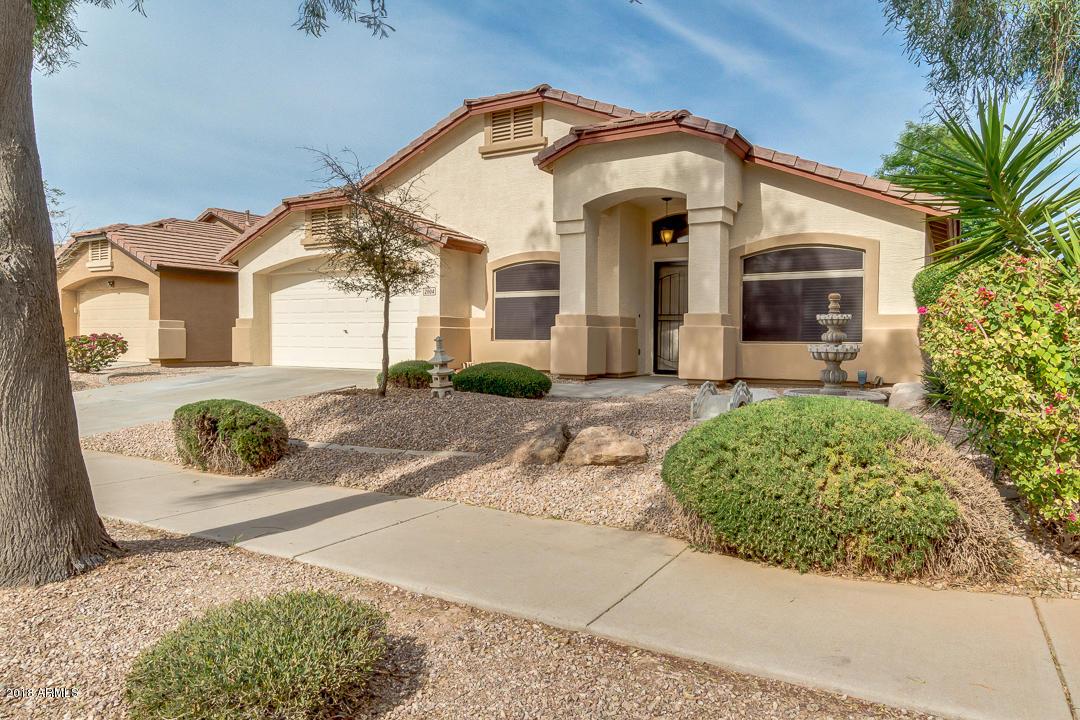 21104 E Calle De Flores St., Queen Creek, AZ 85142