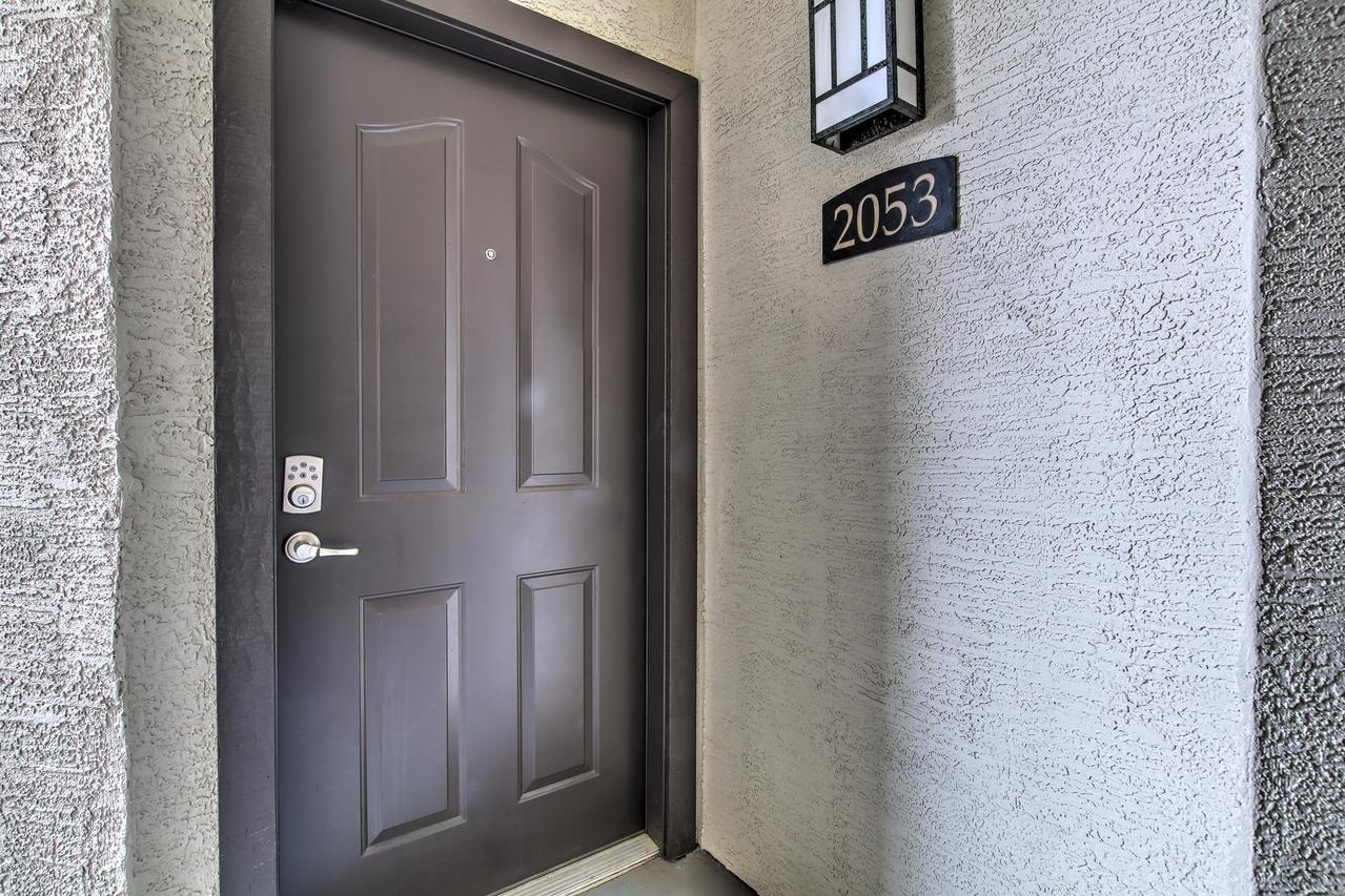 5302 E Van Buren St. #2053, Phoenix, AZ 85008