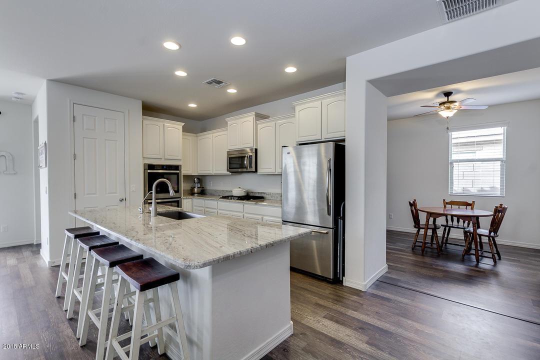 4017 W Federal Way, San Tan Valley, AZ 85144