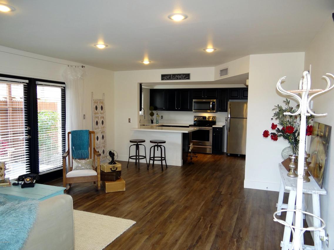 1004 E Pueblo Rd., Phoenix, AZ 85020