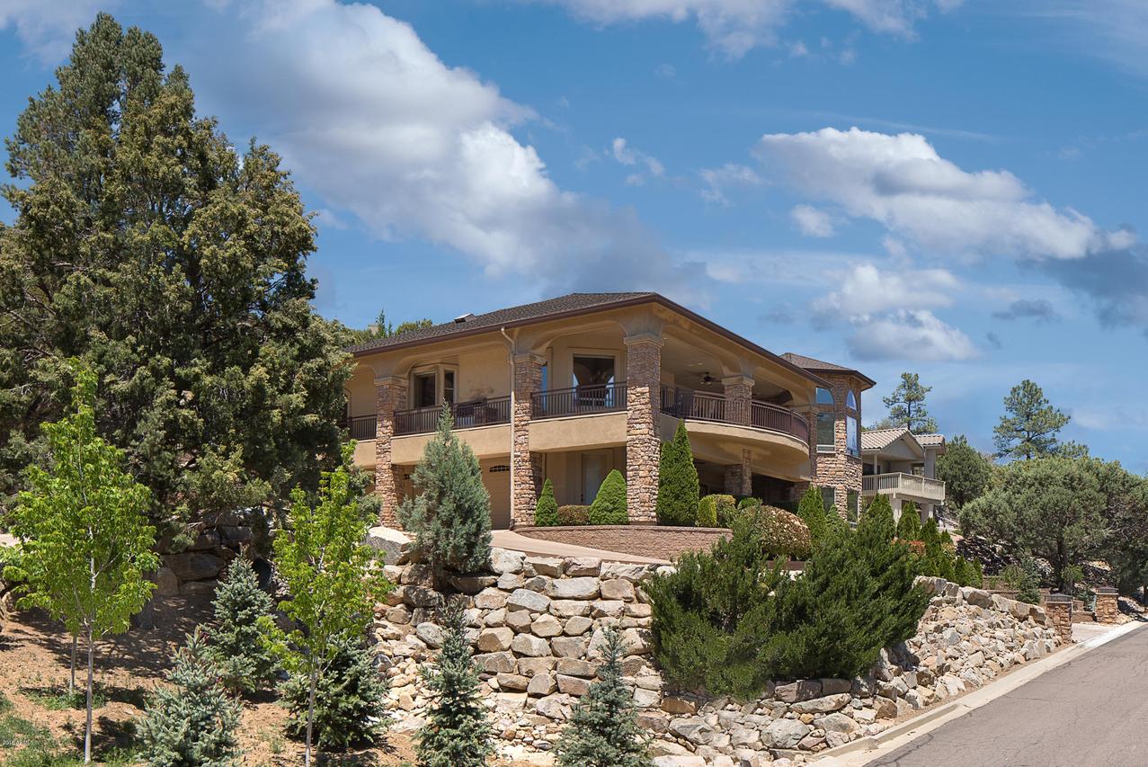 280 Laureleaf Dr., Prescott, AZ 86303