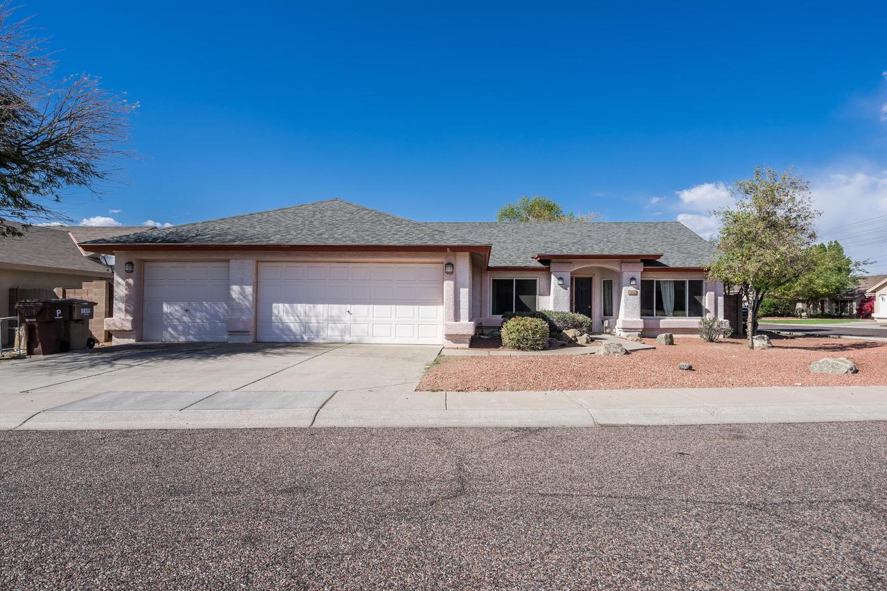 8324 W Dreyfus Dr., Peoria, AZ 85381