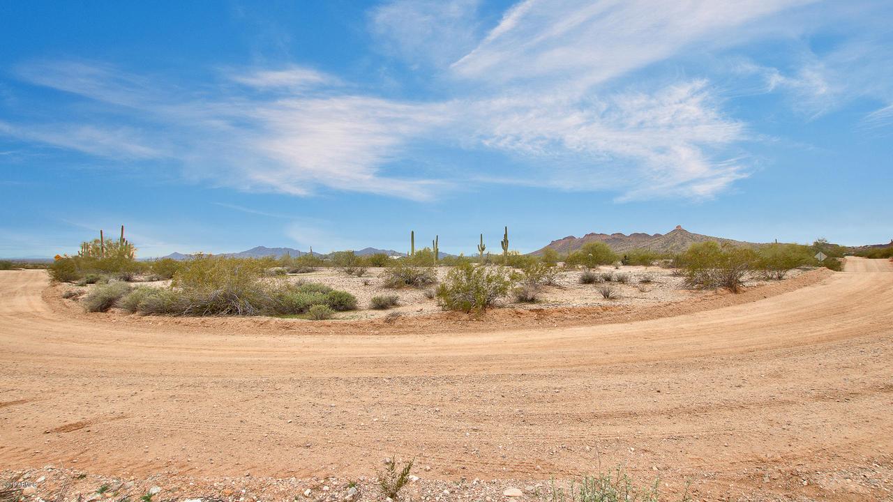 Trica Rd. #51, San Tan Valley, AZ 85144