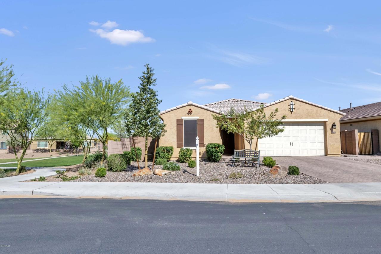 2608 E Saddlebrook Rd., Gilbert, AZ 85298